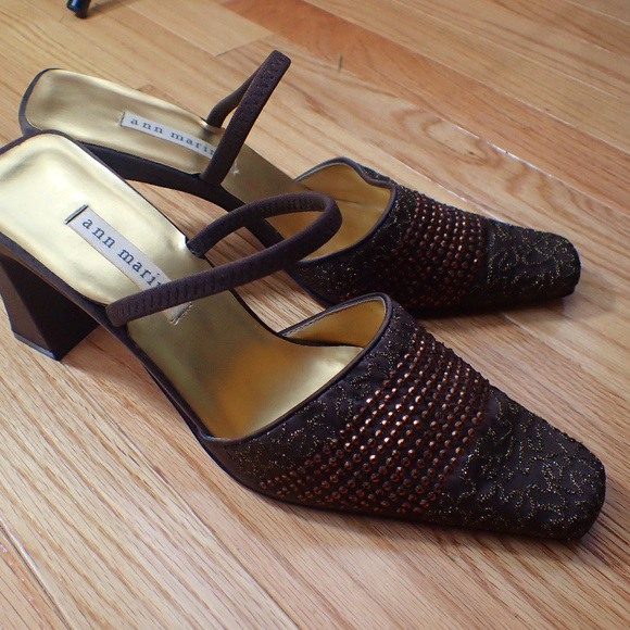 Beautiful Ann Marino Sequined & Embroidered Heels